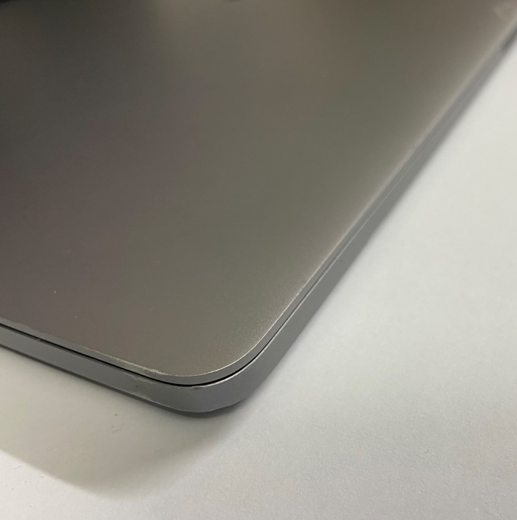 Apple Macbook Pro 2019 i9-9880H 16GB 512GB Retina 16'' Reacondicionado