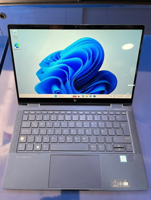 HP EliteBook Dragonfly G1 | Core i7 | 16GB RAM | 512GB SSD | 13.3" FHD Touch Reacondicionado 